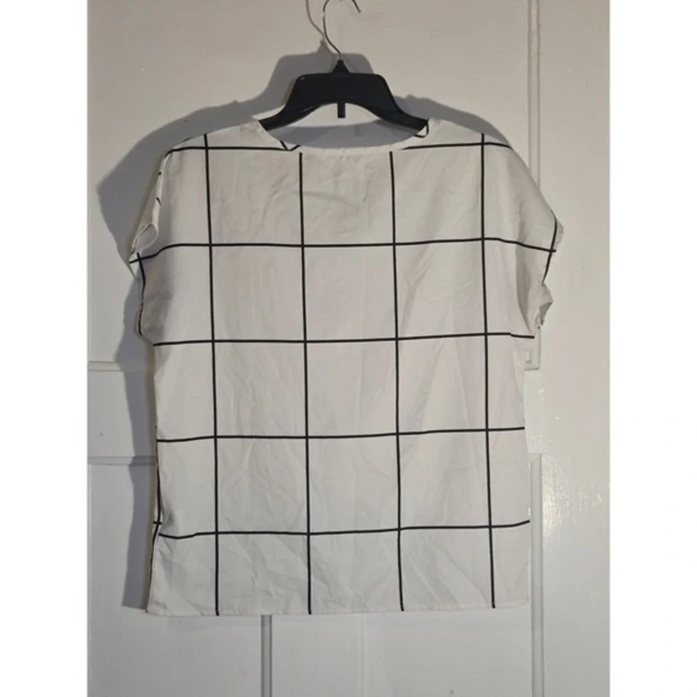 Shein Womens White Black Windowpane Grid Split V-Neck Short Sleeve Blouse Size S